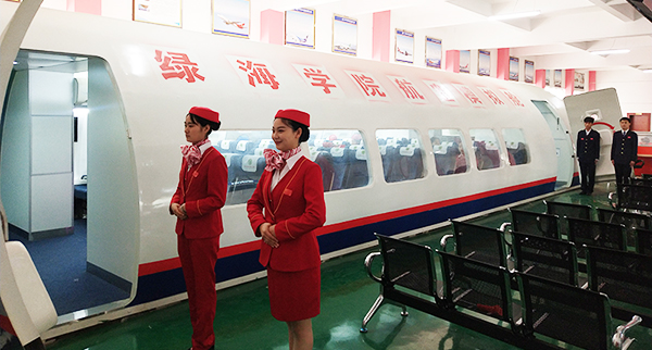 先進的實驗實訓室