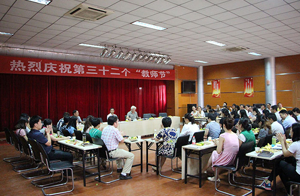 海納百川強(qiáng)內(nèi)涵，致力文化傳承