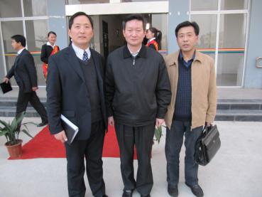 時任省教育廳副廳長、現(xiàn)任安徽農(nóng)業(yè)大學(xué)黨委書記江春來學(xué)院指導(dǎo)工作	